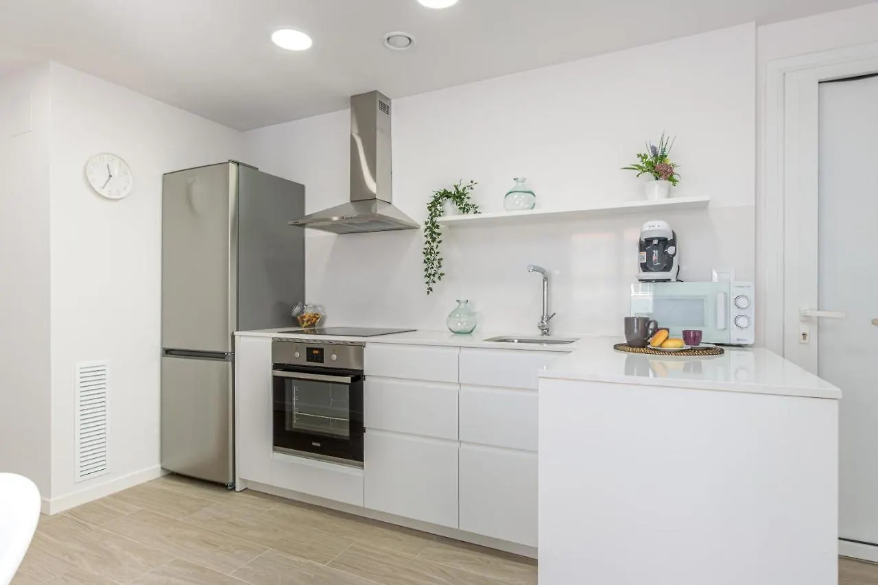 M A R I V E N T 01 Apartment Roses 0*,  Spain